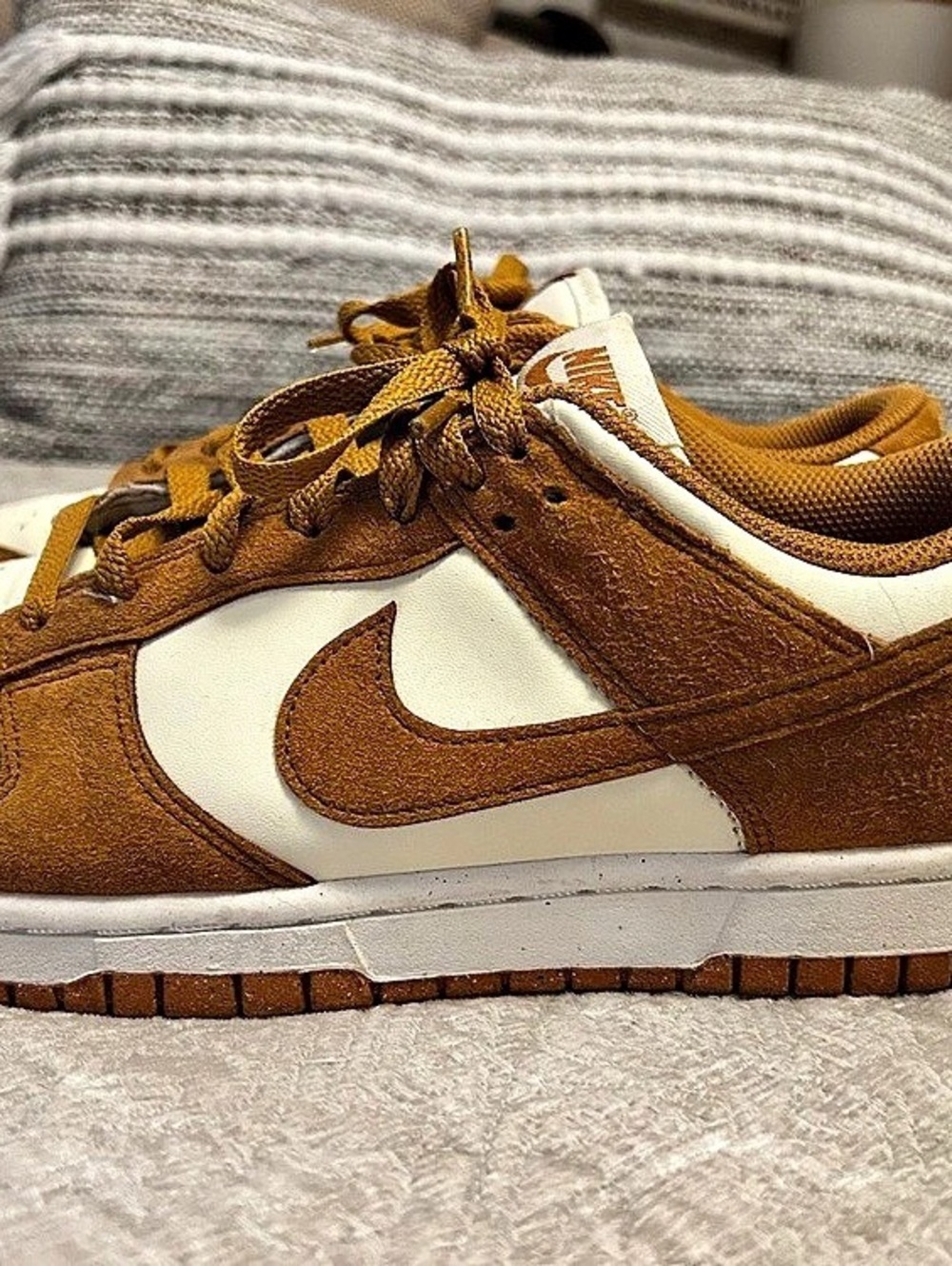 Nike Dunk Low Sneakers Brown & White US 9.5